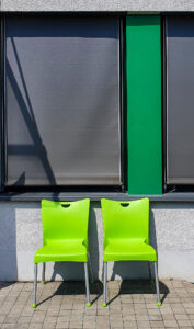 Grüne Stühle