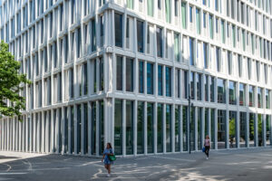 Weiße Fassade